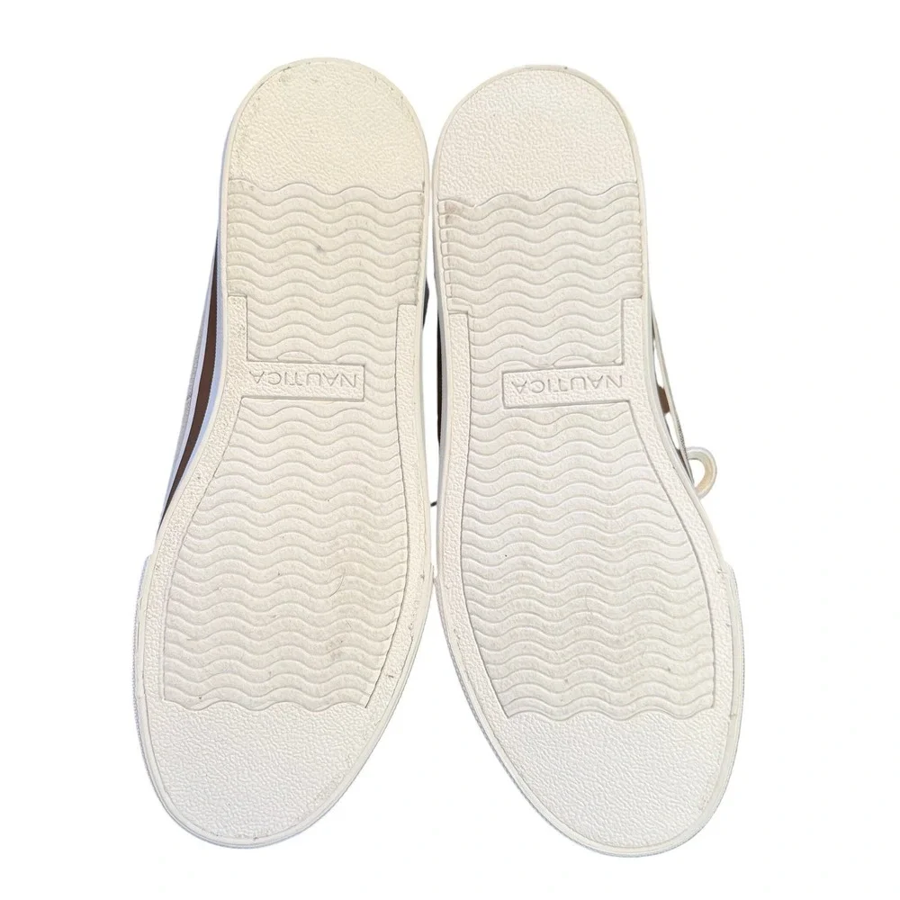 Nautica men boat